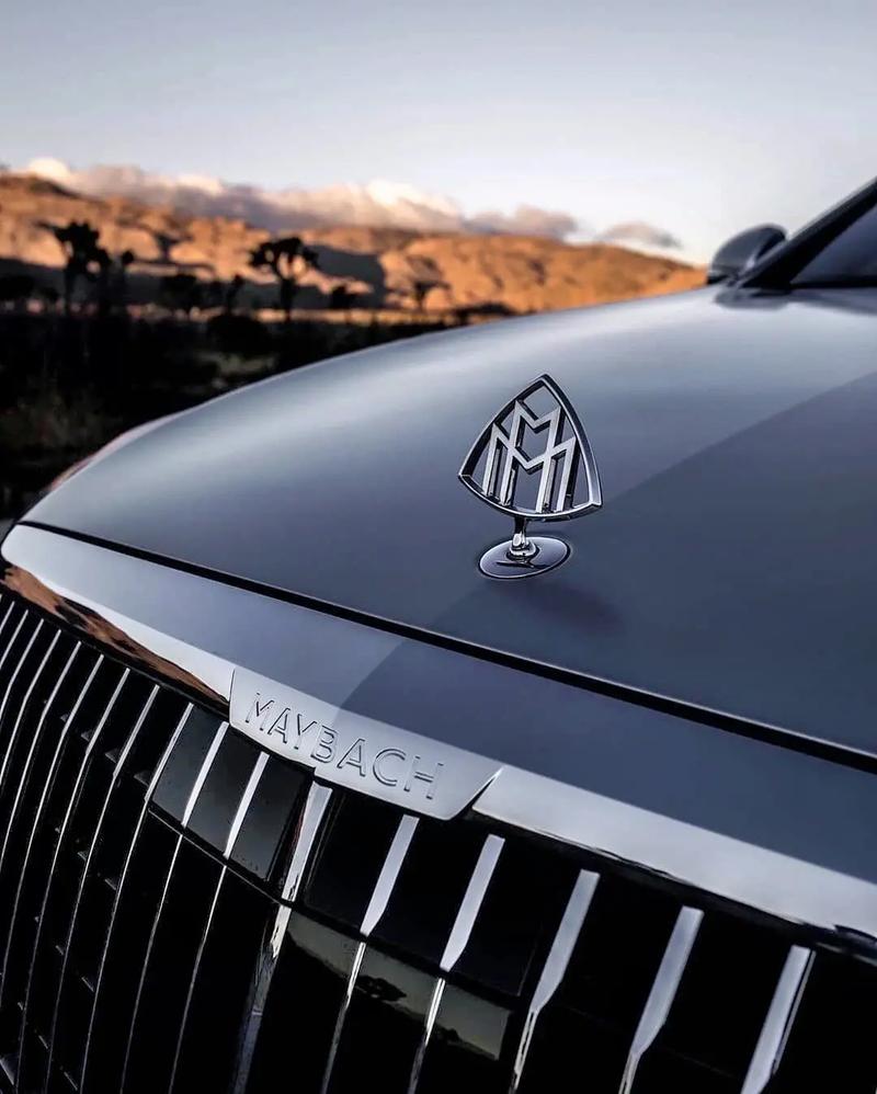 迈巴赫是奔驰旗下的?