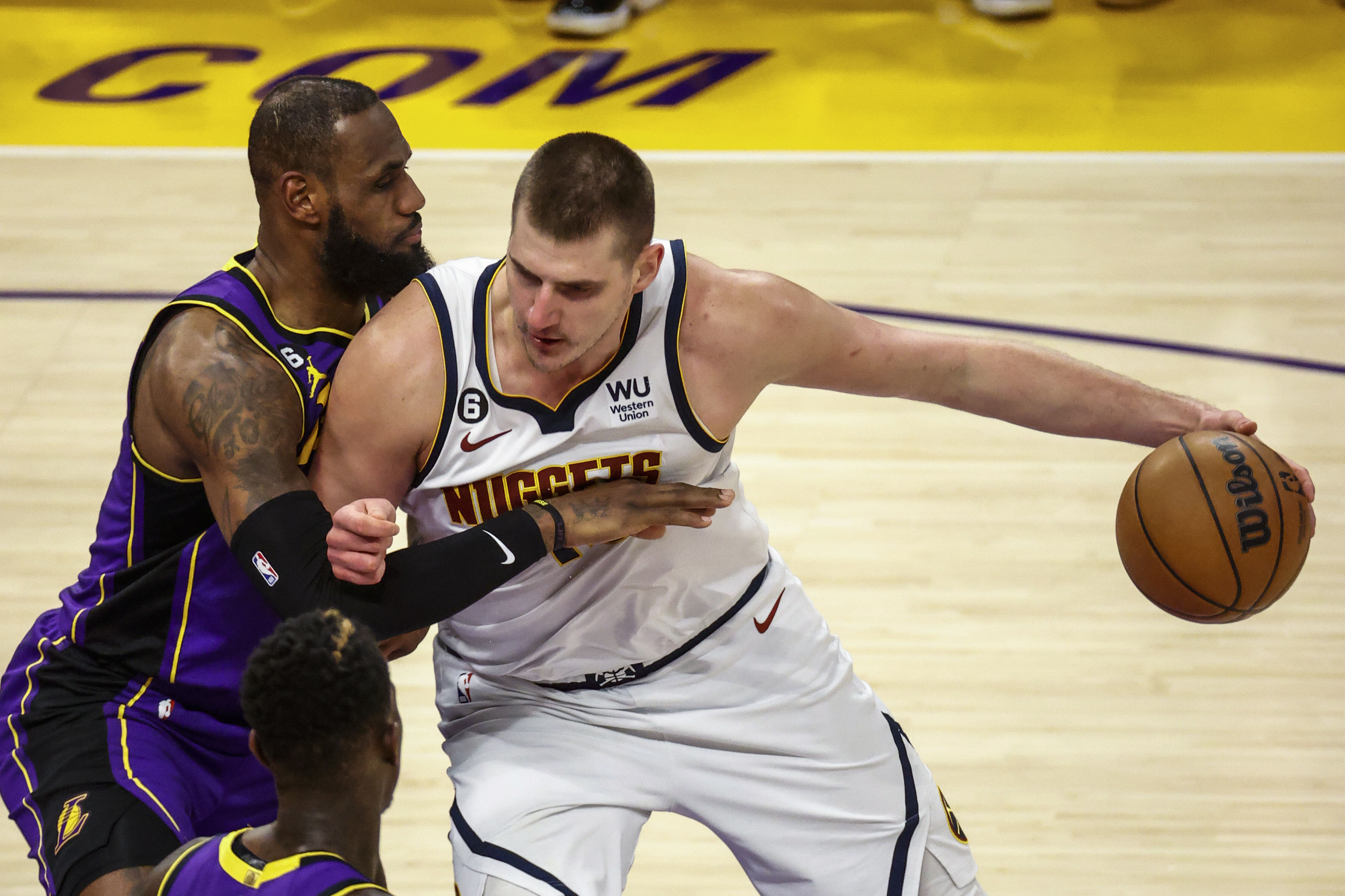 nba全能巨人!约基奇又创造了一项三双纪录