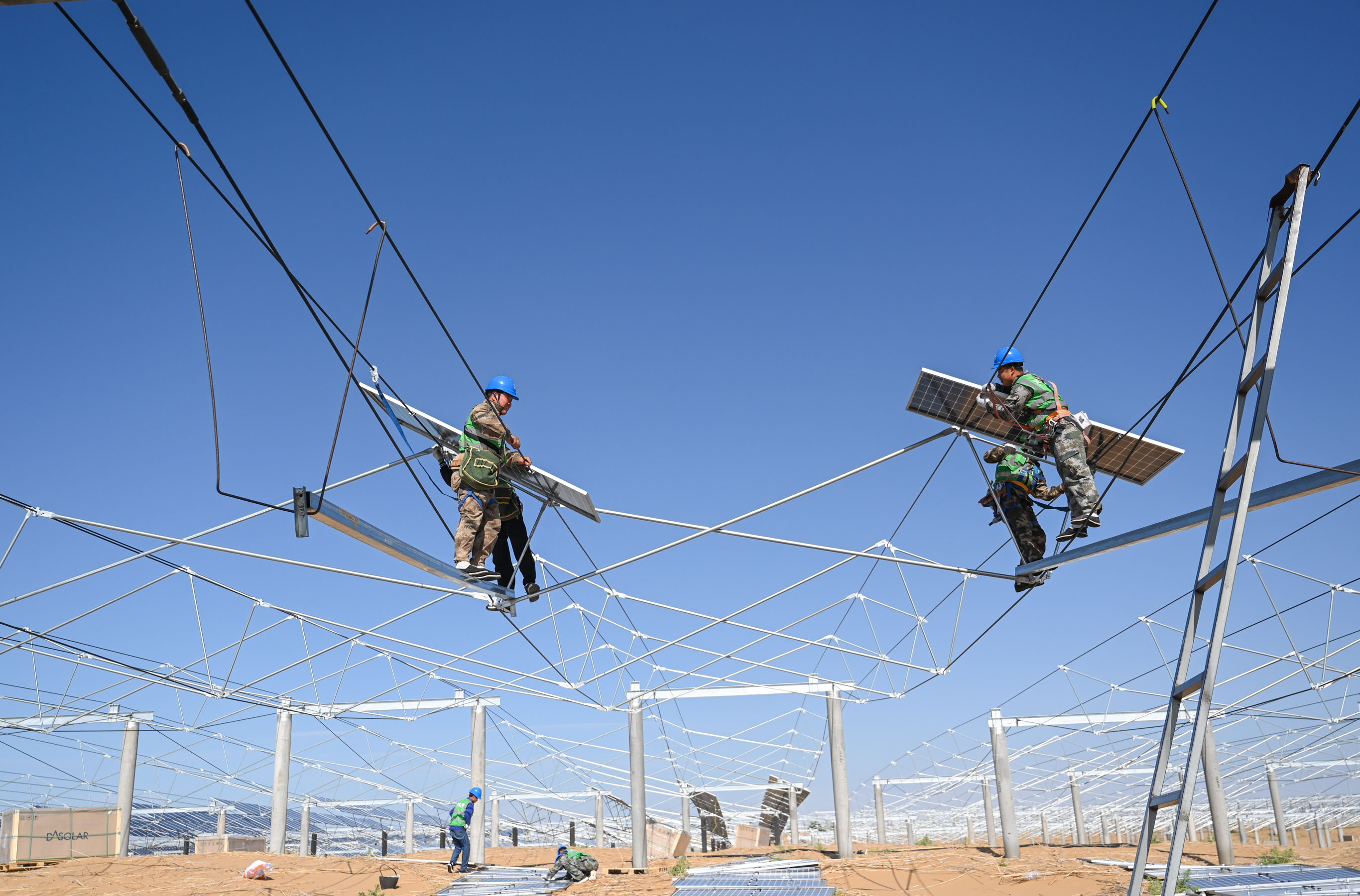 全力加快新型电力系统建设 内蒙古让新能源"发得出供得上用得好"