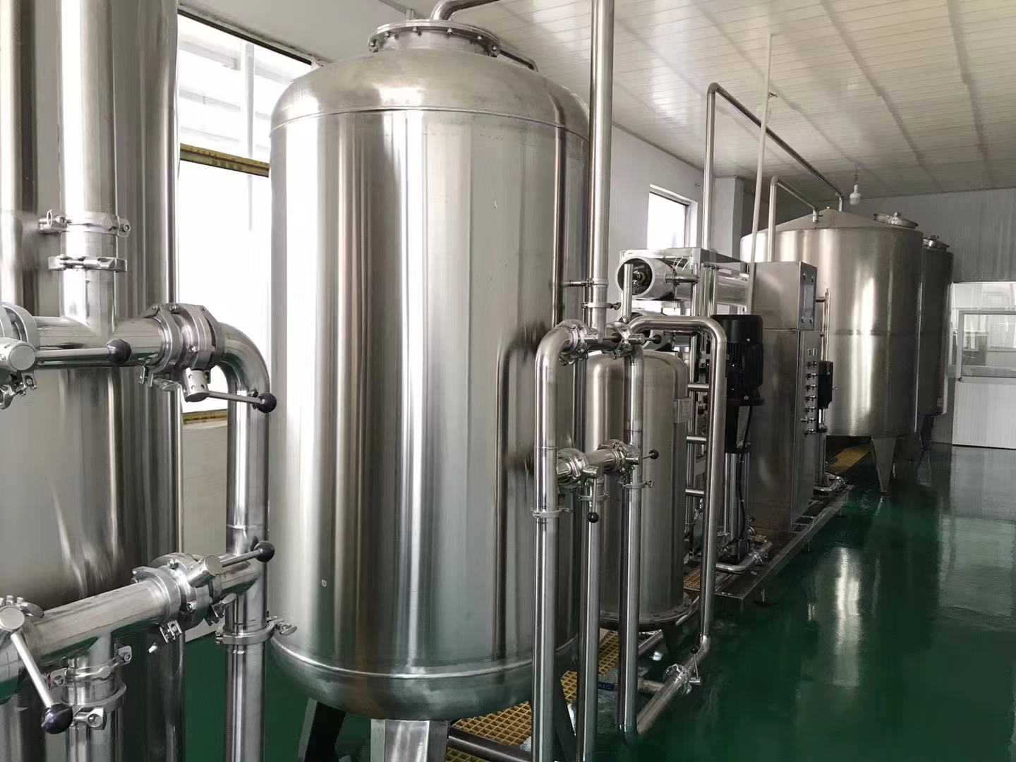全自动矿泉水生产线工艺介绍