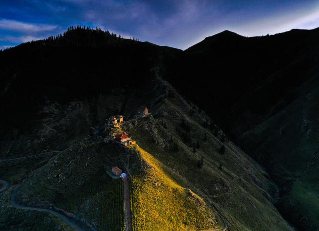 景泰:风光旖旎老虎山