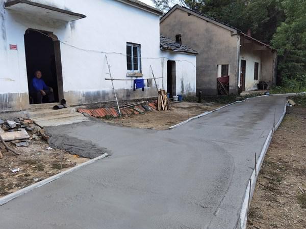 乡村小路户户通群众心里喜滋滋