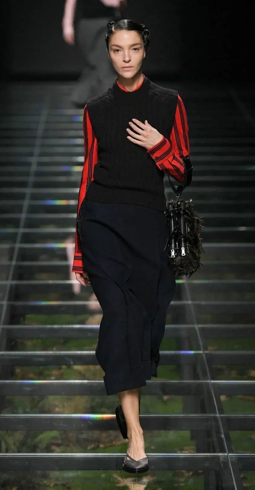 拿下过四支品牌ad的张丽娜惊喜压轴闭幕.