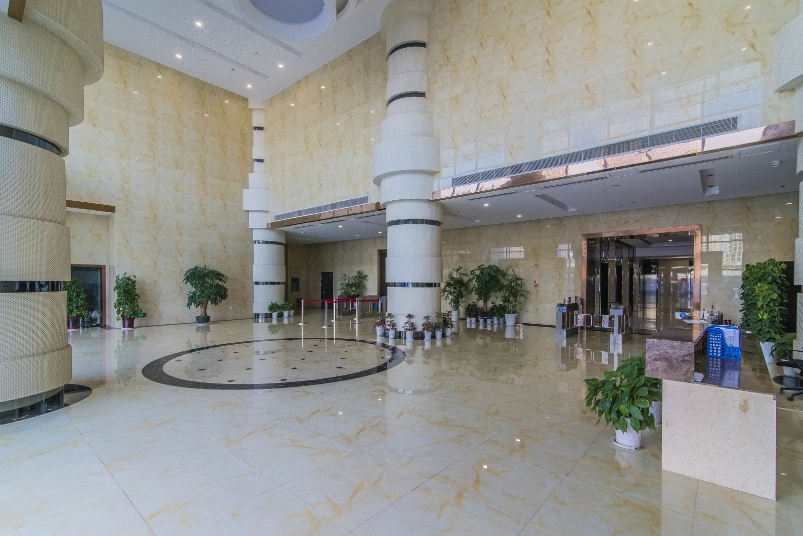 山河企业大厦——商务办公新标杆!