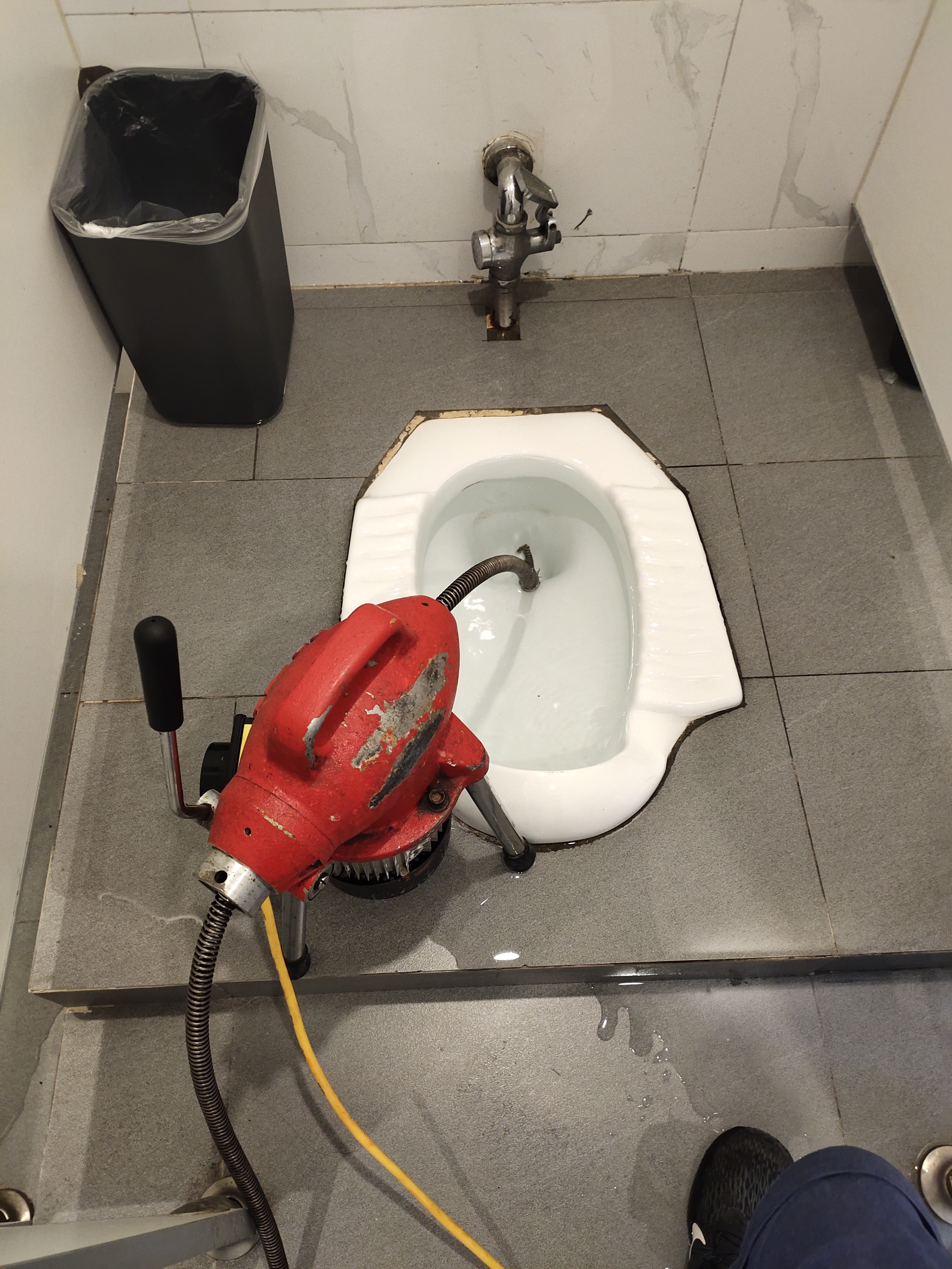 北京疏通卫生间下水,疏通厨房下水道,疏通小便池疏通小便器管道