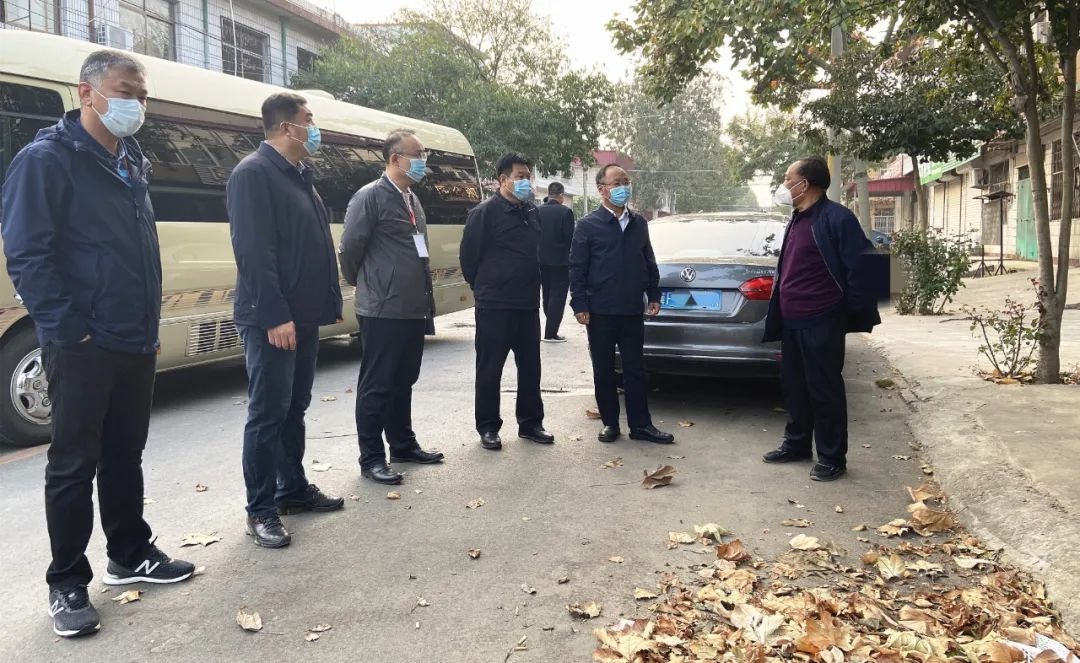 梁忠林带队调研城区热源替代工作