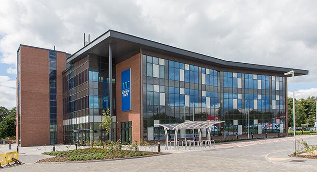 英国留学院校丨伍尔弗汉普顿大学介绍