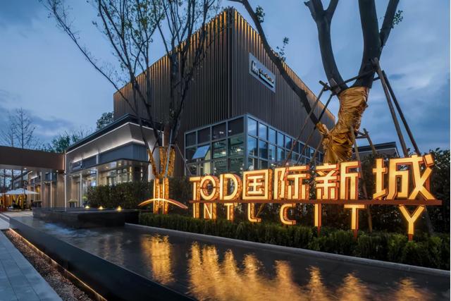 早在2017年,旭辉早已开发了温州轨交第一盘"[tod国际新城]项目.