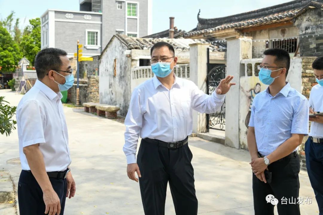 郑劲龙开展"五一"节前安全检查