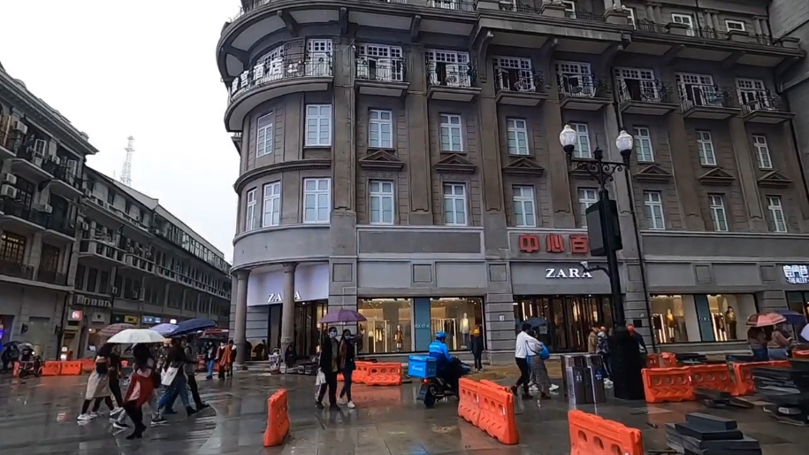 武汉百年商业老街,古朴古香好多老建筑,道路最长说是中国第一
