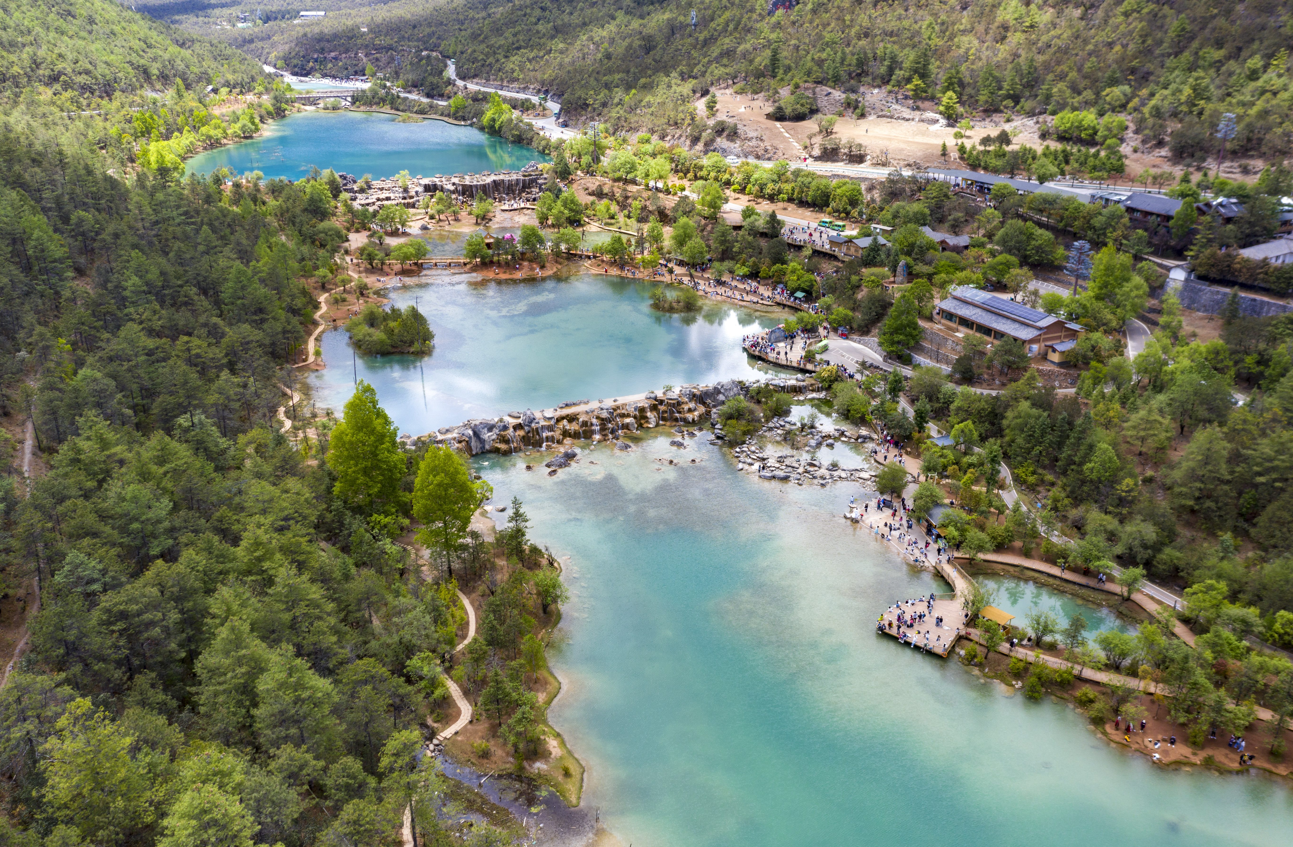 社会玉龙雪山景区开启夏日旅游季