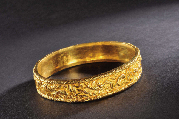 4个金手镯,哪个最值钱?秒测出你今生能否大富大贵