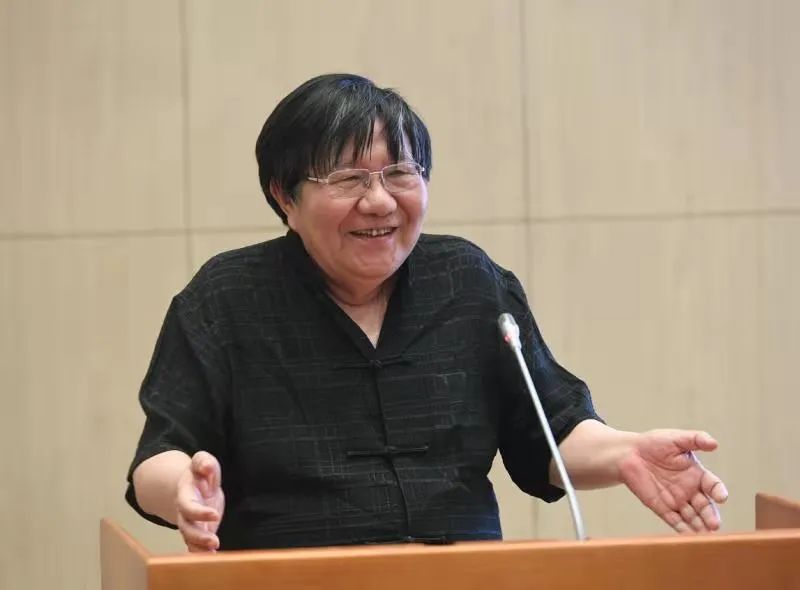 毕业致辞丨骆玉明:善良,快乐,智慧与道义