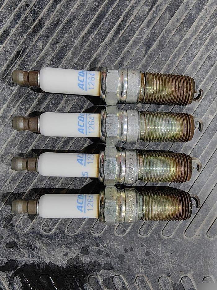 别克昂科威发动机火花塞多少钱?