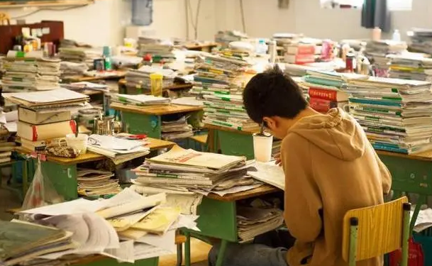 神级学霸 baijiahao.baidu.com