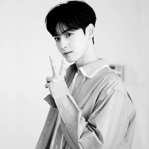 小红书精选头像啦啦我好开心哦在鹿边捡到了小晗