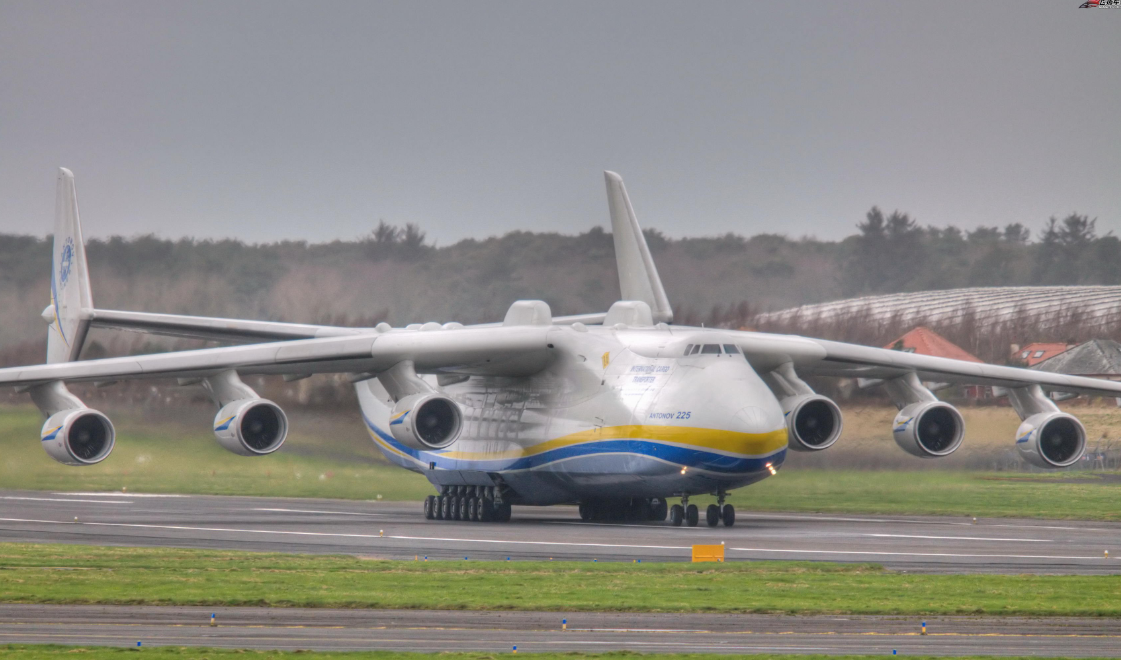 与安225放在一起才看出,c5运输机到底有多大!什么叫巨无霸?