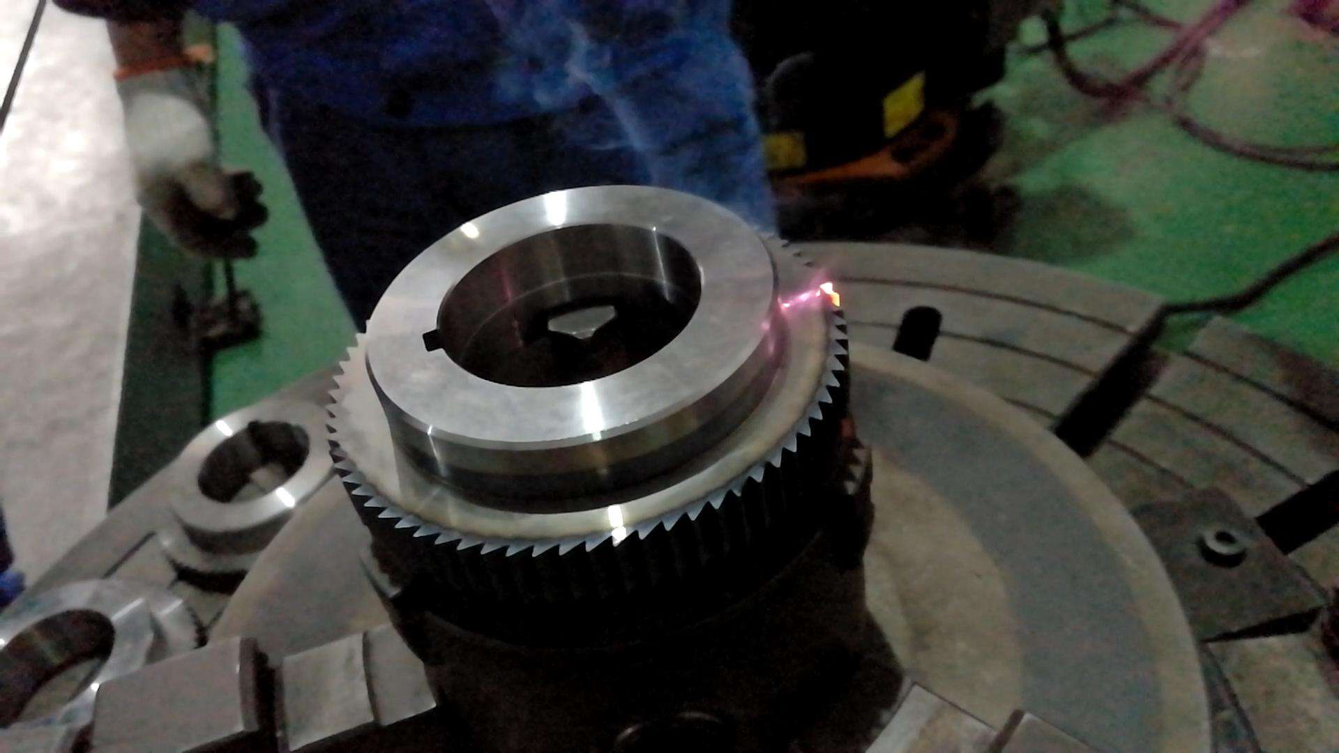 激光淬火头怎么选择光斑