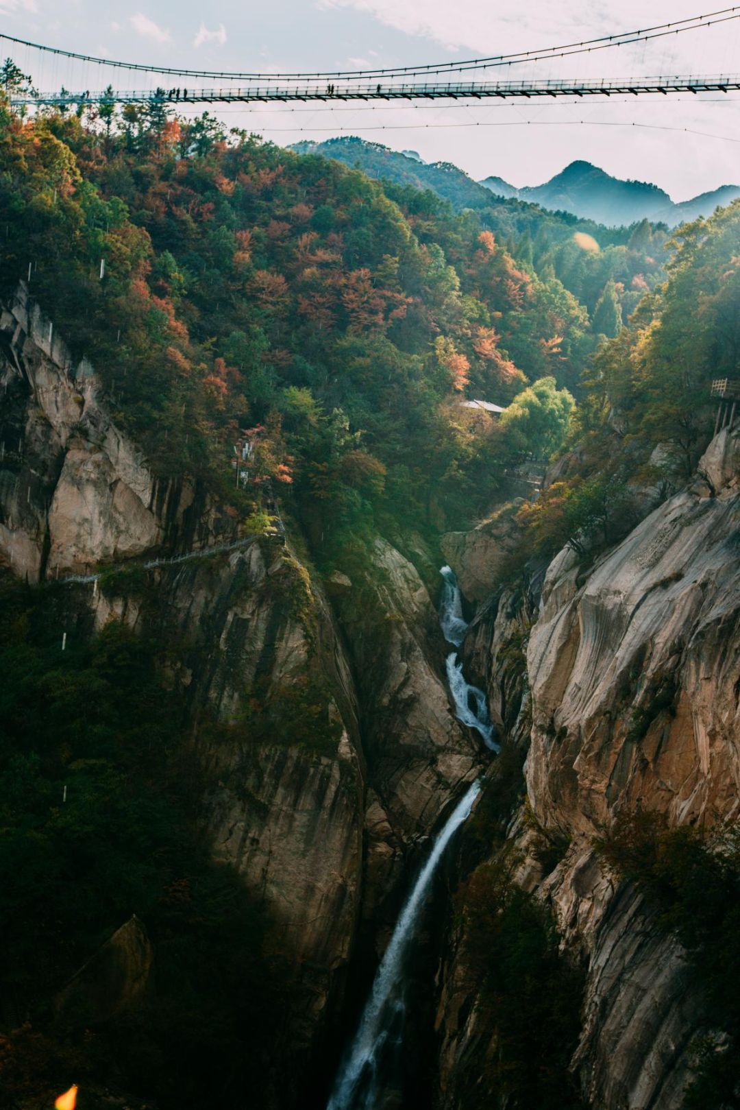 洛阳地形山脉图片