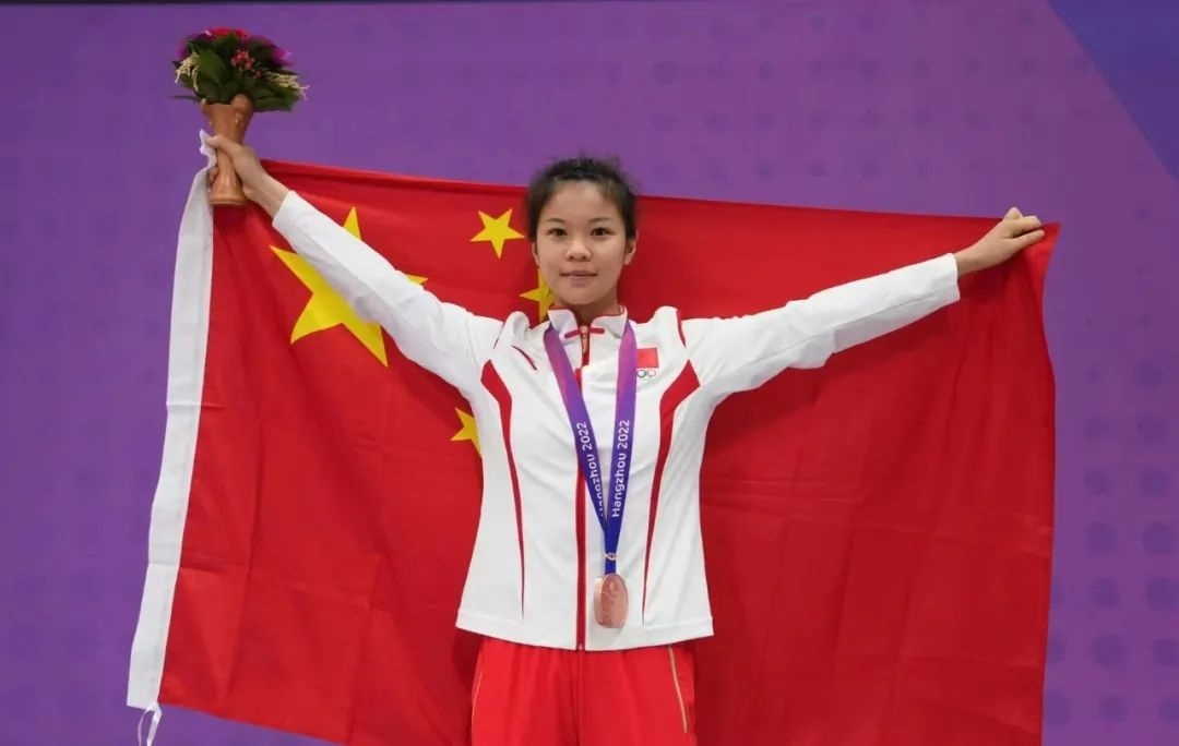 喜报!金山妹子冯婧妍在亚运会中获得铜牌!