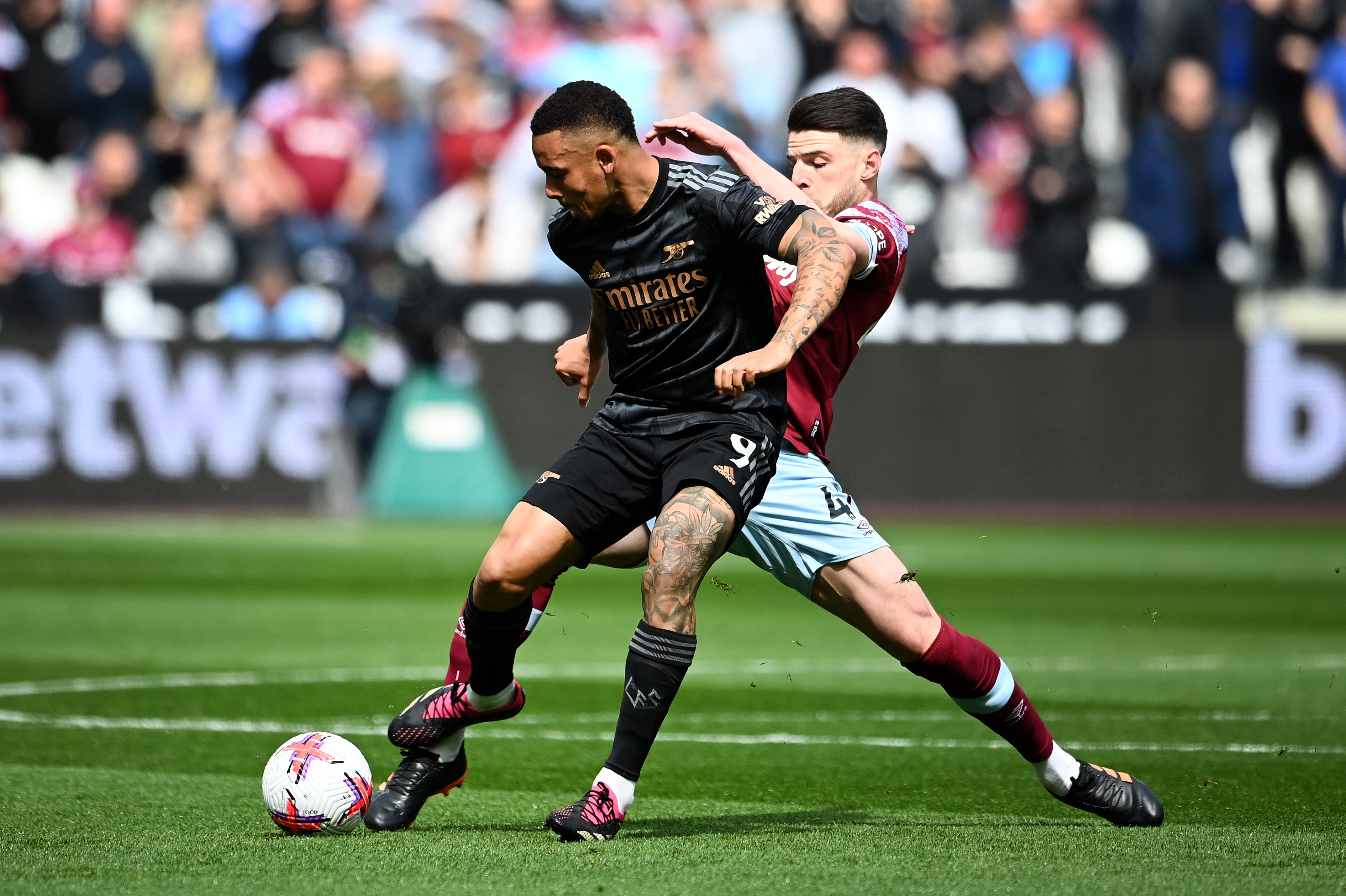 足球——英超联赛:阿森纳战平西汉姆联