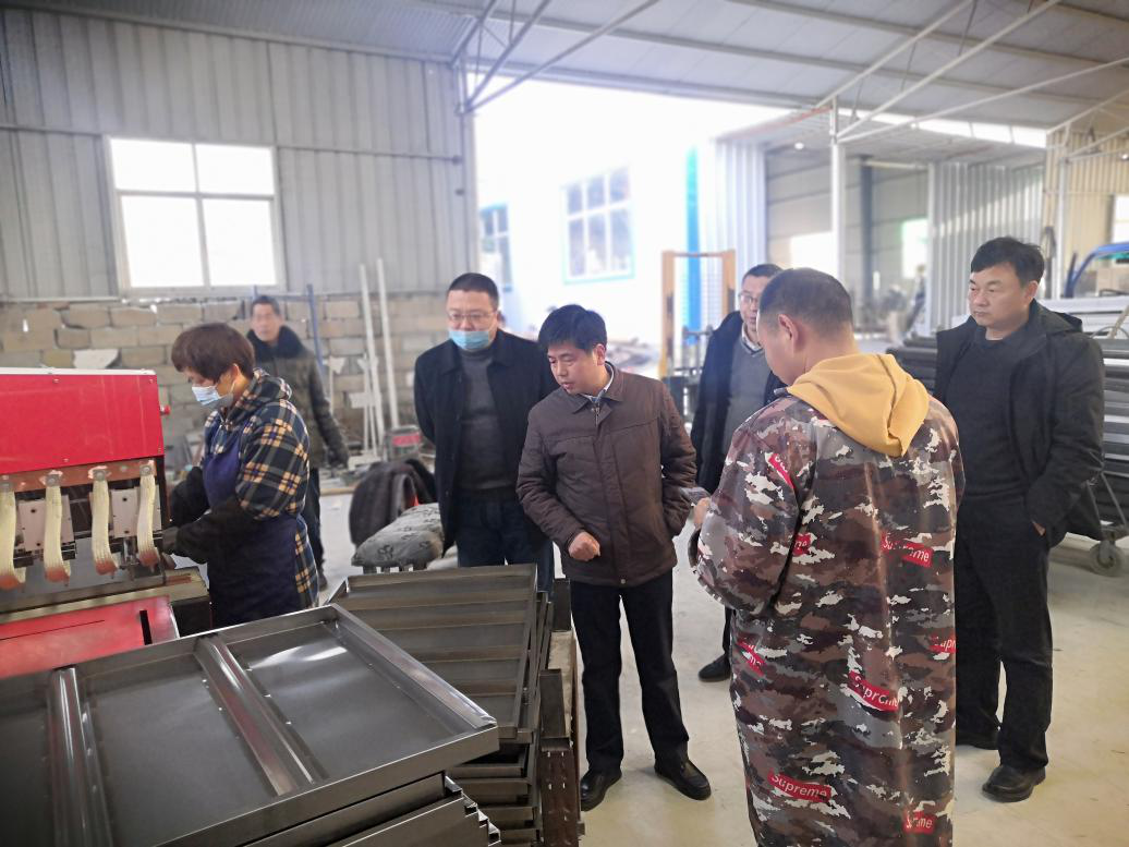 社旗县委副书记徐文凯到朱集镇调研货架产业园项目