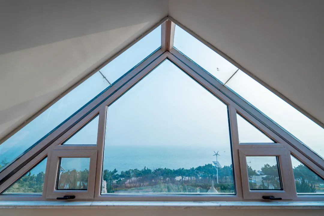 青岛·民宿|「鱼鸣嘴民宿·向海咖啡」来有海边花海之称的连三岛路