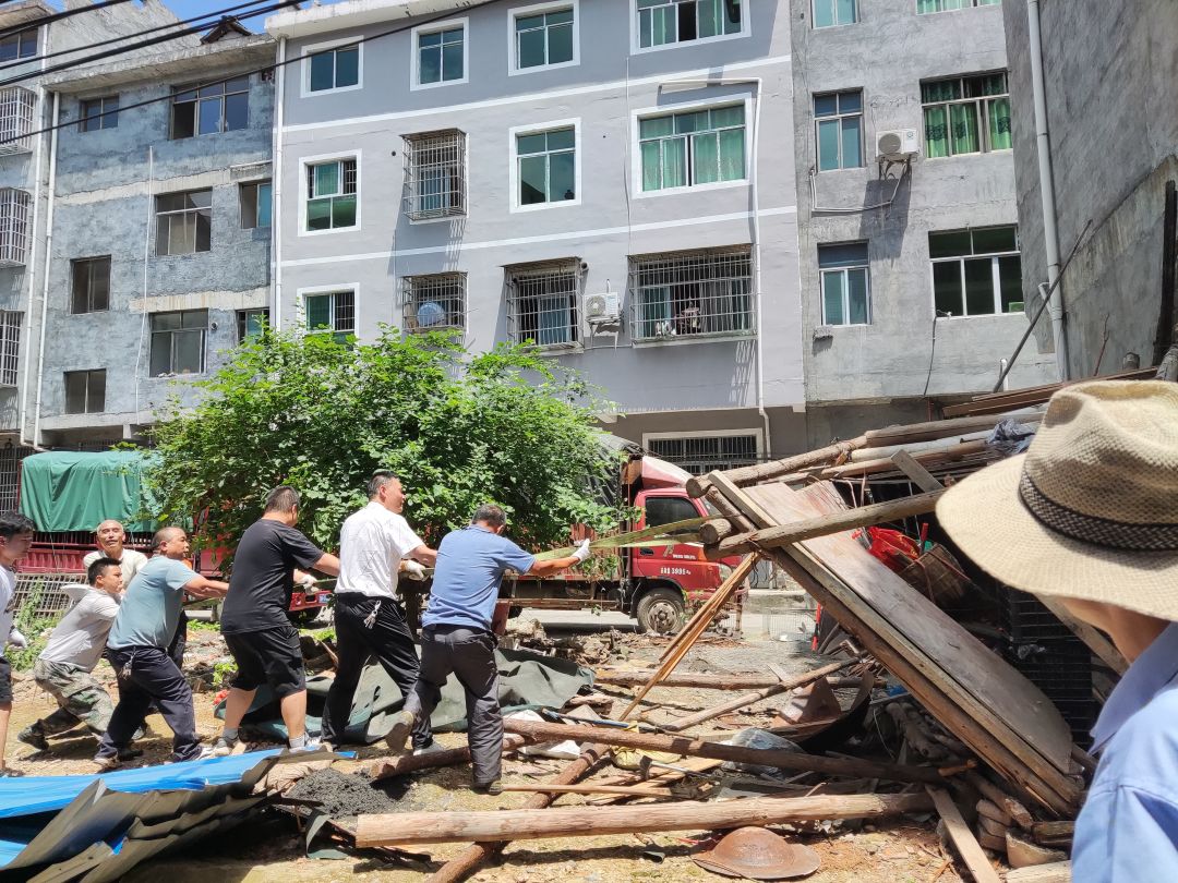 「和美城乡 四大行动」天柱县远口镇:聚力环境整治 辖区颜值"靓"起来