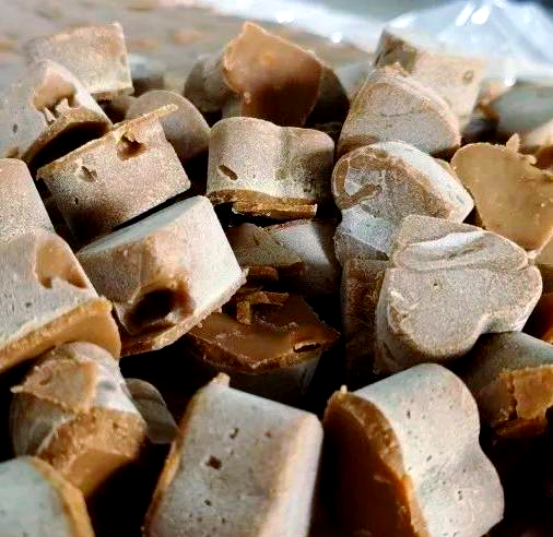 马关县木厂镇堡堡寨:传承古法红糖技艺,守护甜蜜滋味