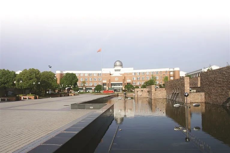 江苏省高邮中学毕业生李鲲鹏_南京大学2021级新生录取_江苏省高邮中学