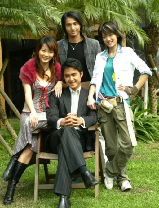 明道为陈乔恩庆44岁生日,梦回王子变青蛙,还是老cp好磕