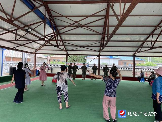 龙井市开山屯镇开展"迎八一·送演出" 文化下乡活动