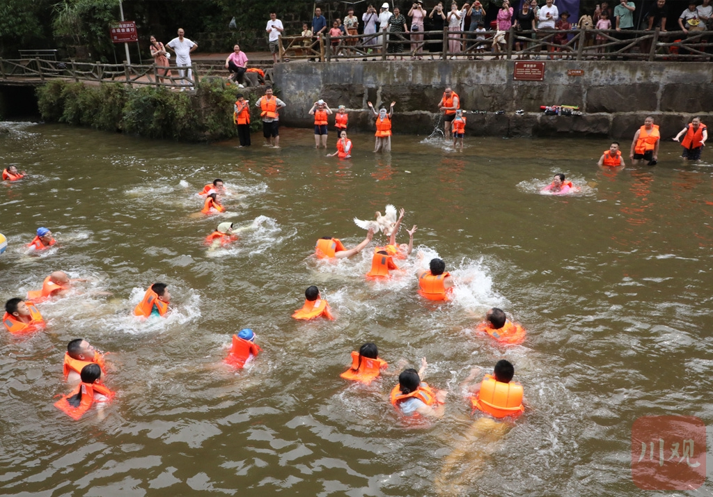 高温逃离计划|盛夏清凉避暑好去处 宜宾长宁七洞沟正漂流
