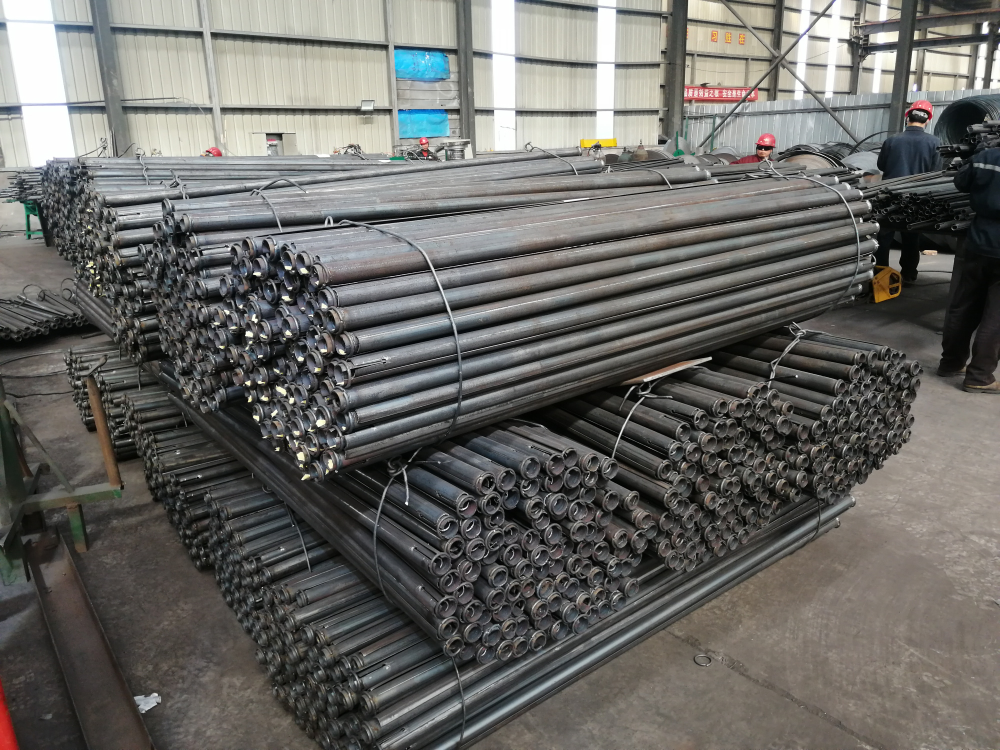 管缝式锚杆:锚杆的预紧力和预紧力矩的异同