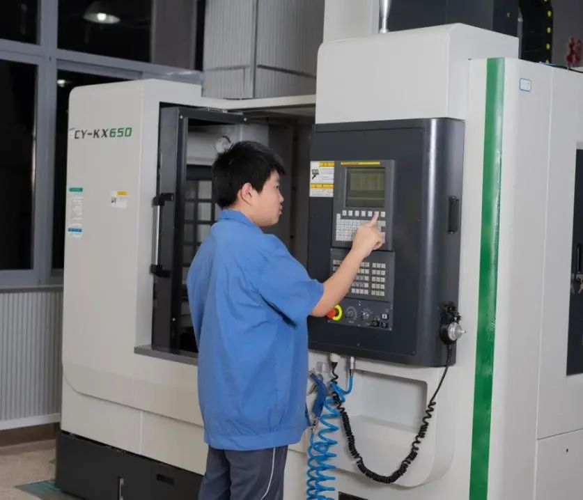 【资讯】2023招生季|杨浦职校汽车&数控专业等你来