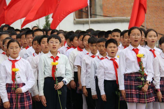 保山智源小学校长图片