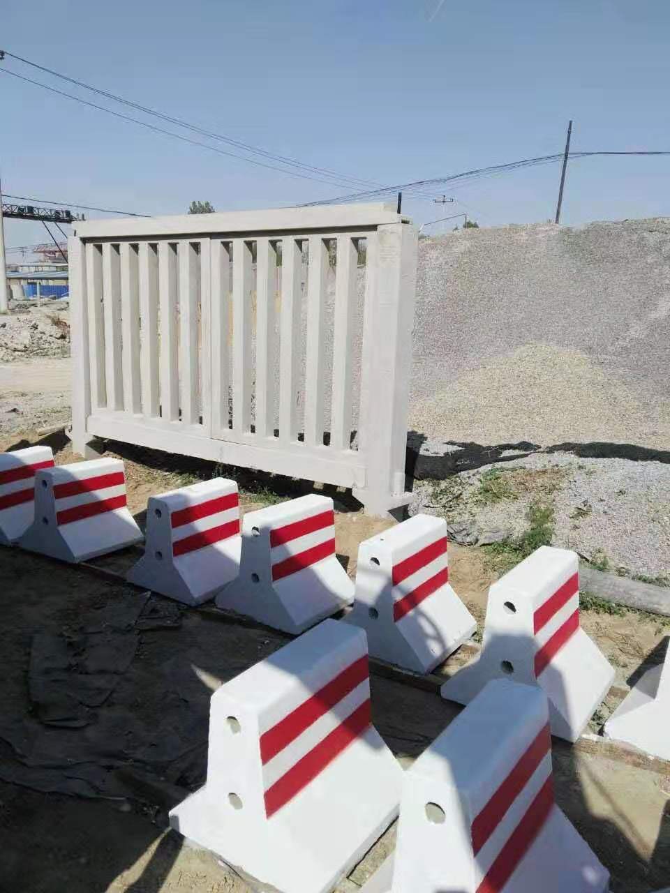 铁路水泥栅栏是什么,厂家告诉你