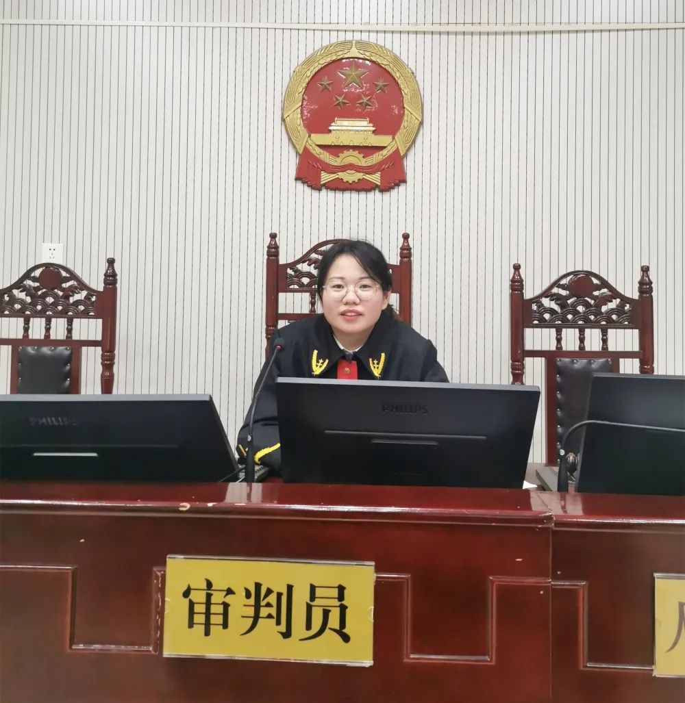 公正司法 射阳法院女法官先进事迹展播——张玲玲