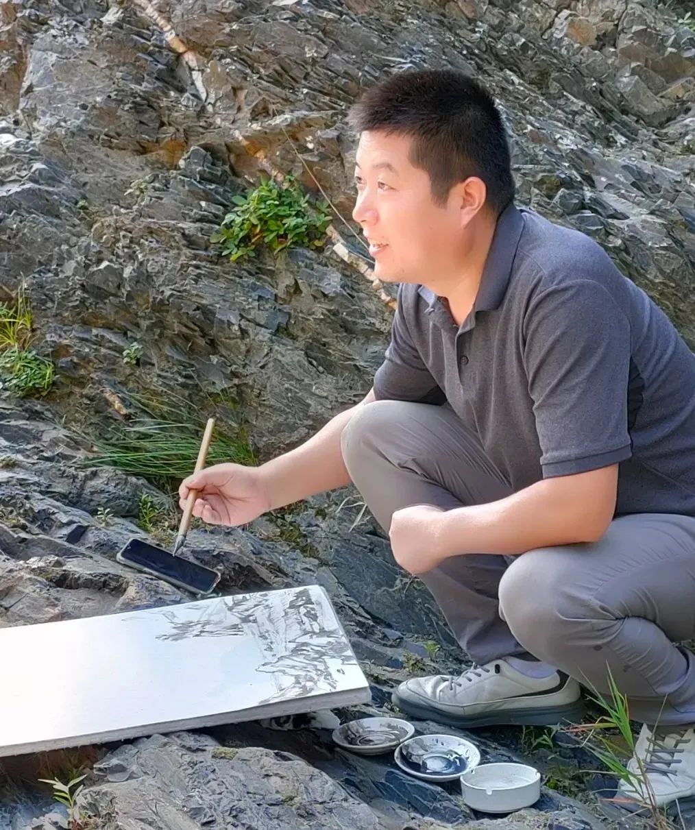 深入生活丹青助周至文化会客厅建设