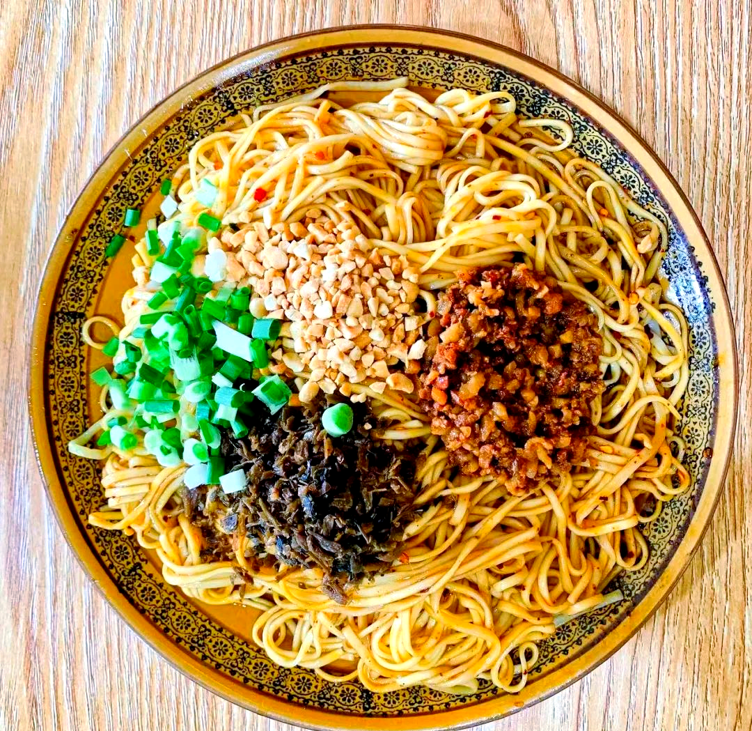 宜宾燃面惊艳全球,众多明星争相品尝!