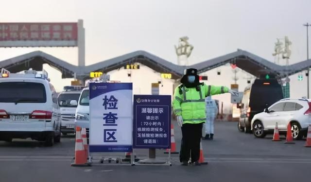 沈阳疫情尹老太传播链条曝光:尹老太就诊时丢了一水瓶,致护士感染