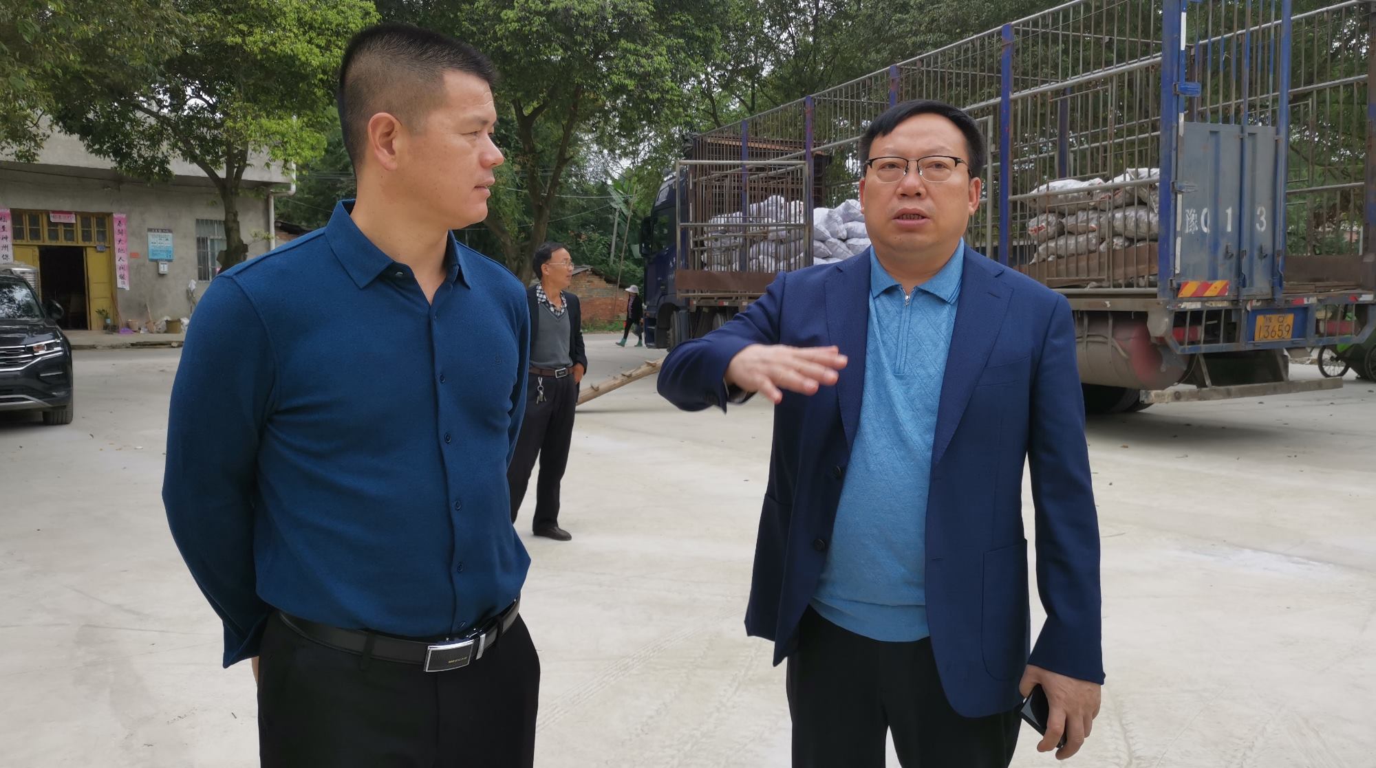 江永:周立夫现场办公谋划石角村产业发展