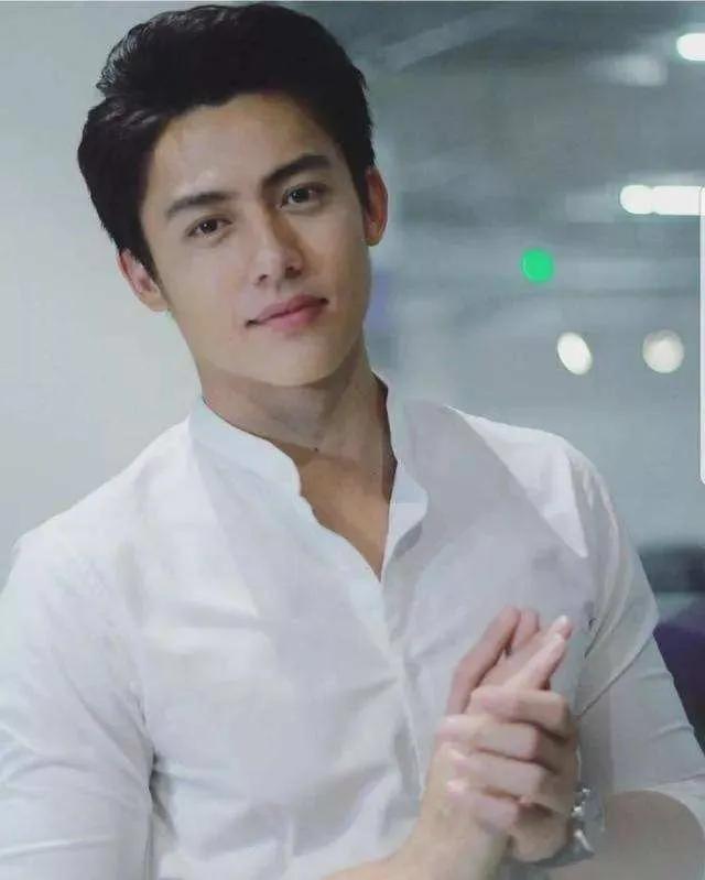 泰国3台官配情侣markim上演啼笑皆非的藩篱情缘