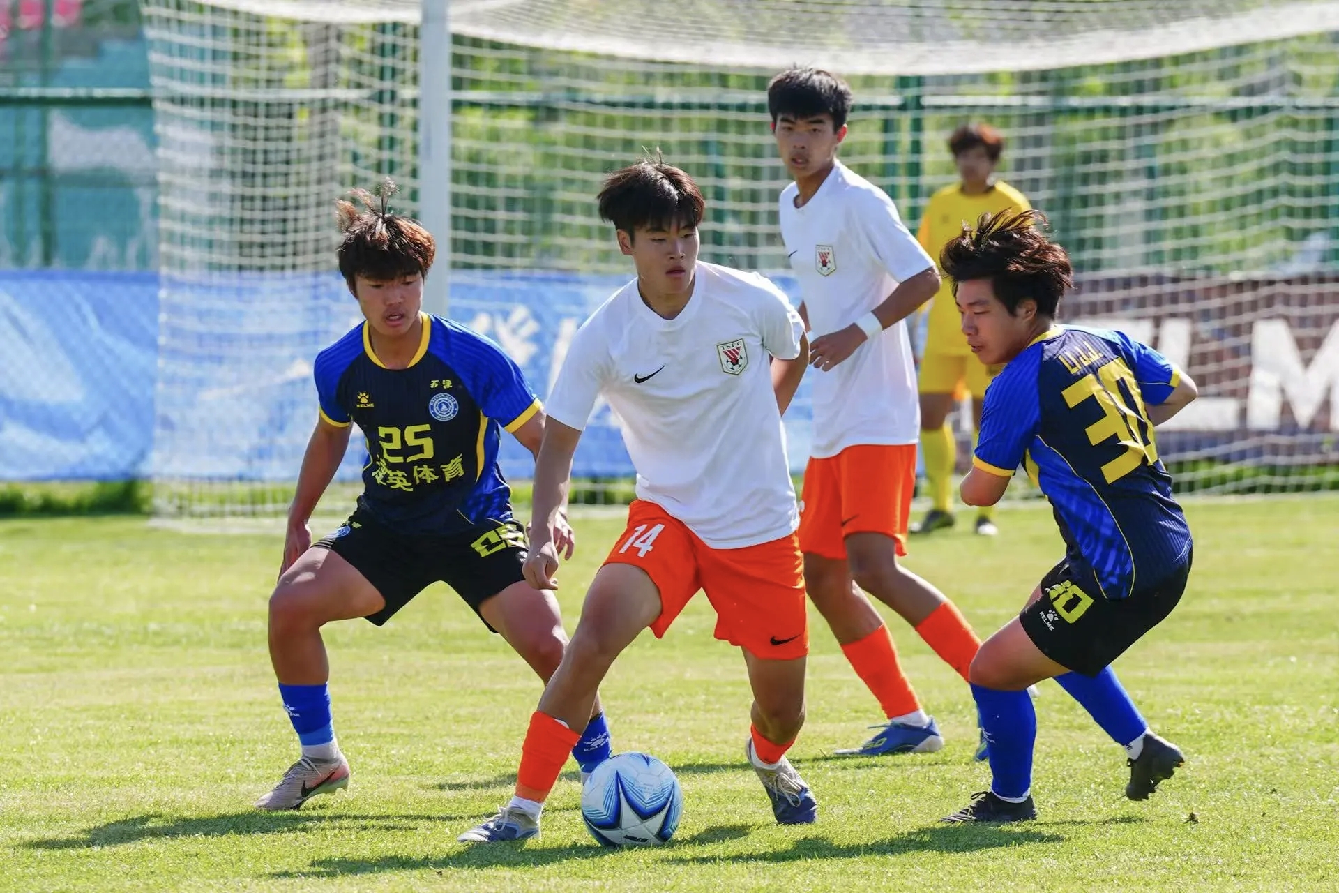 追光｜助力U17国足闪耀亚洲杯，这所足球学校人才辈出 - 图6