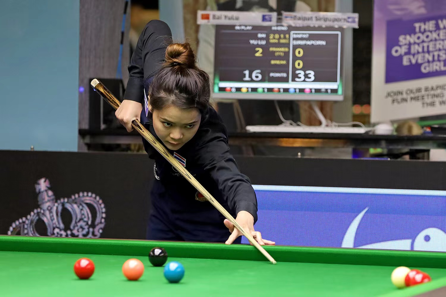 中国选手白雨露摘得2023女子斯诺克世锦赛亚军