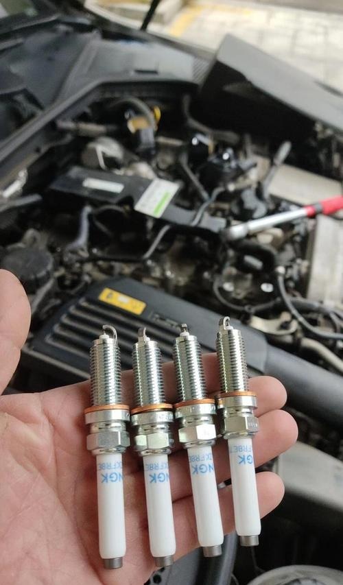 奔驰火花塞需要多久更换一次