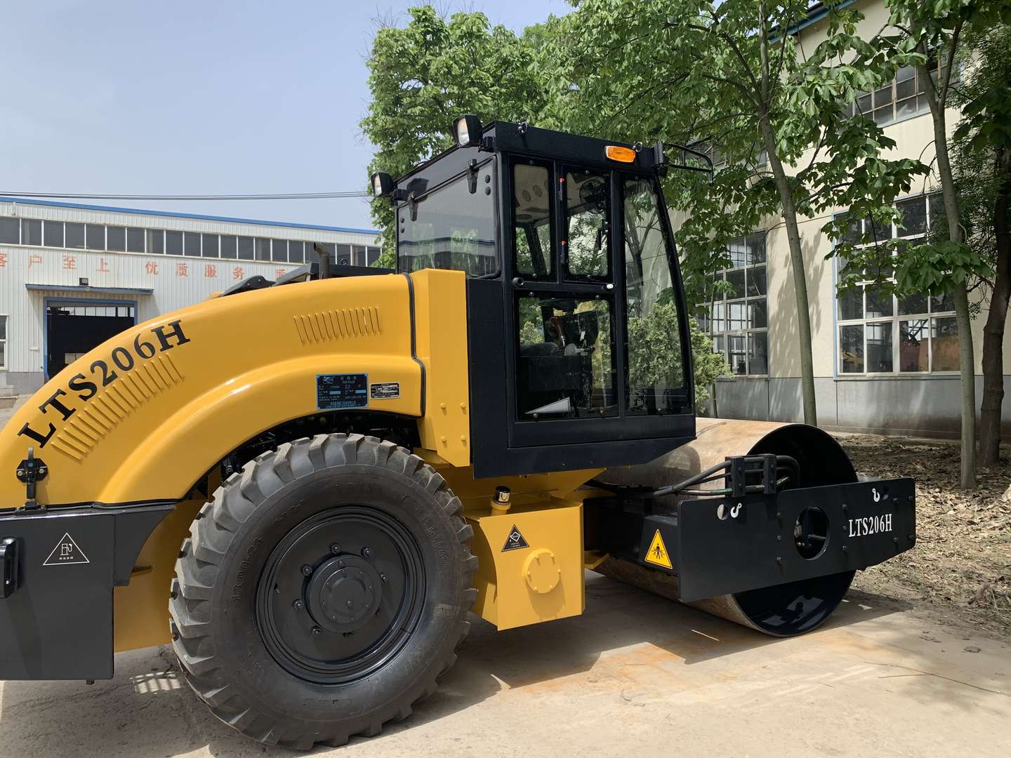 洛阳路通6吨单钢轮压路机,不怕试驾,不怕验车