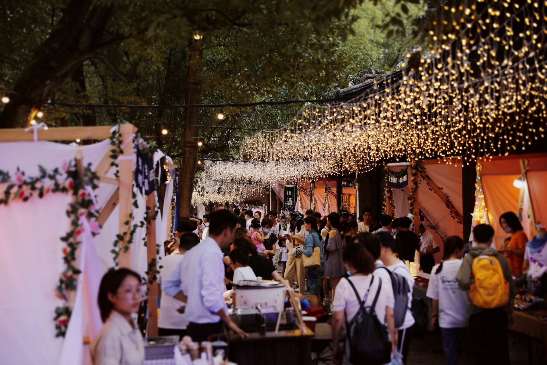 跨省游恢复,乌镇有好"市"!7月17日乌镇如意桥夜市开市迎客