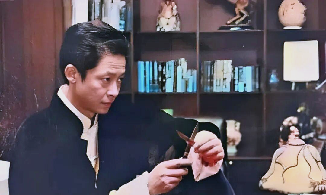 郭小鹏:《黑冰》中复杂人性与成功的悲剧启示