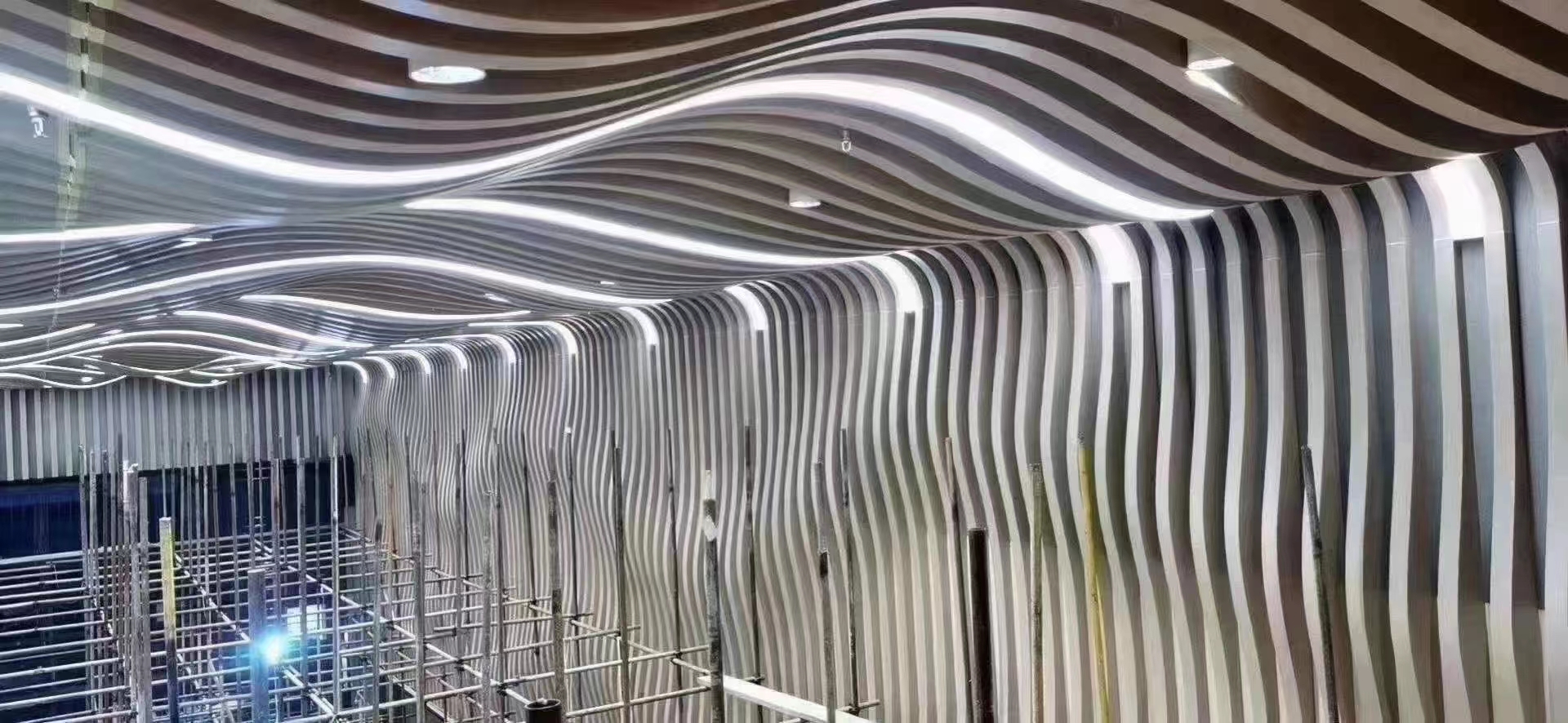 铝单板 - 热门商品专区